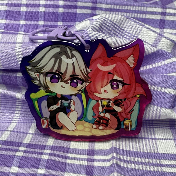SHIORI & GLITCH [VTUBER] [GAMING] KEYCHAIN